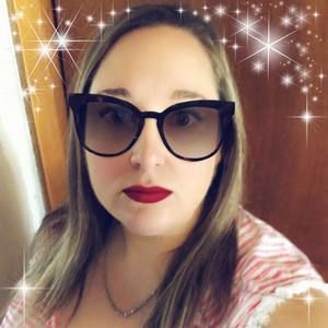 Meet your Posher, Chrissy